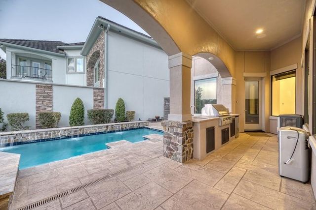 1007 Williams Lake Drive, Richmond, TX 77469