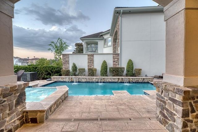1007 Williams Lake Drive, Richmond, TX 77469
