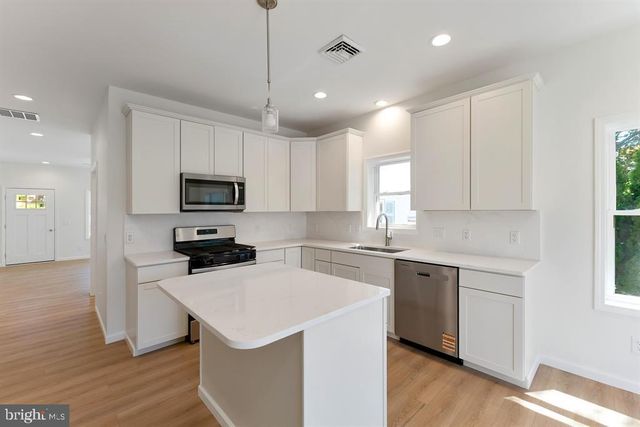 206 FRANCES AVE #A, Villas, NJ 08251