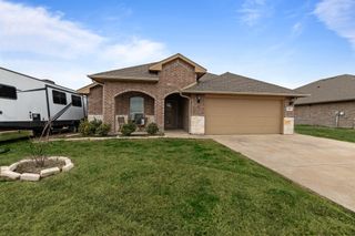 115 Oak Springs Loop, Mabank, TX 75147