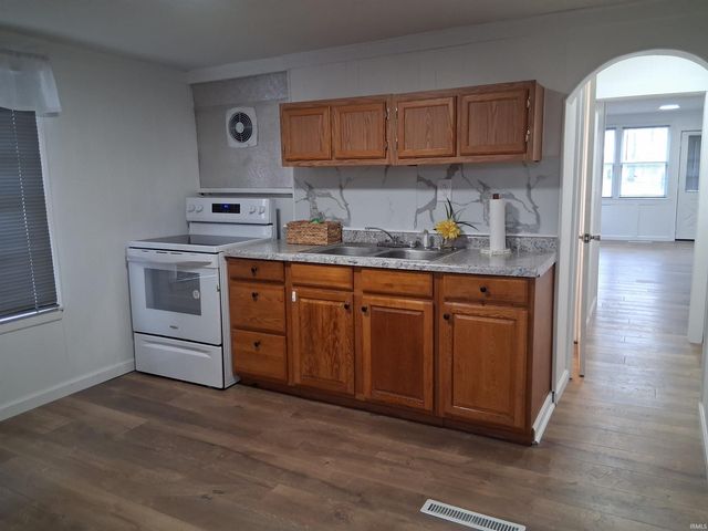 717 N Park Street, Warsaw, IN 46580