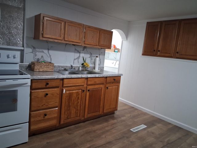 717 N Park Street, Warsaw, IN 46580