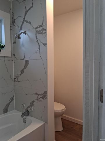 717 N Park Street, Warsaw, IN 46580