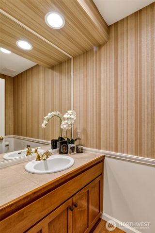 2401 Lyons Avenue NE, Renton, WA 98059