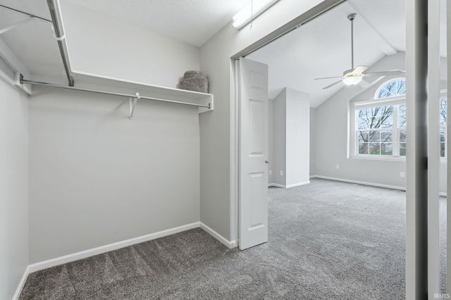 5802 Thornbriar Lane, Fort Wayne, IN 46835