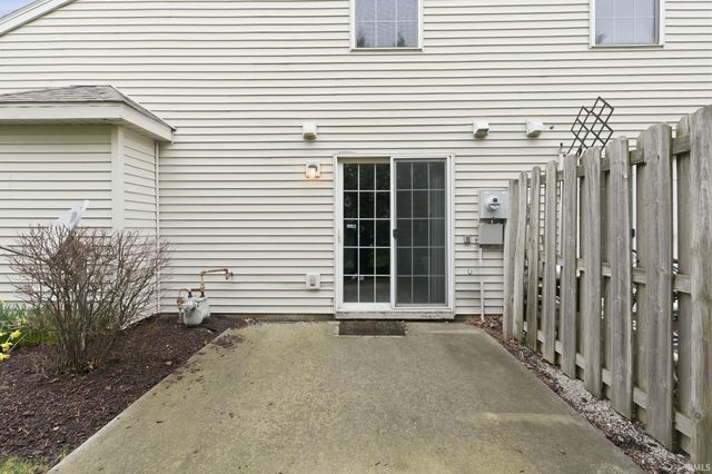 5802 Thornbriar Lane, Fort Wayne, IN 46835