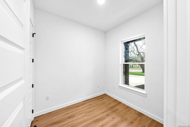 110 San Antonio Blvd, San Antonio, TX 78201