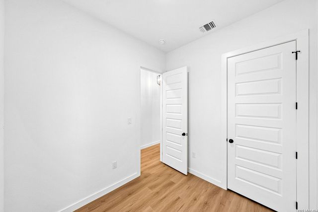 110 San Antonio Blvd, San Antonio, TX 78201