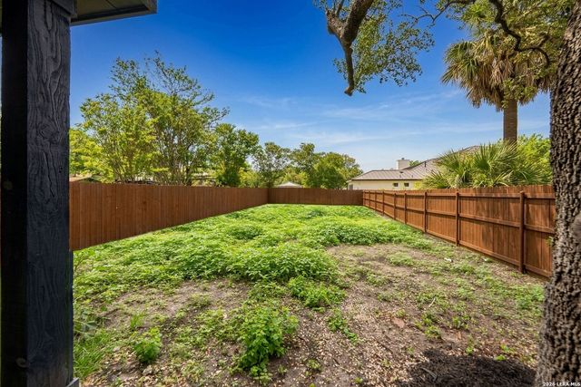 110 San Antonio Blvd, San Antonio, TX 78201