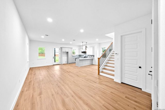 110 San Antonio Blvd, San Antonio, TX 78201