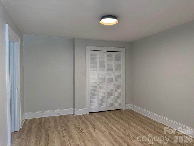 1431 3rd Street Place NE, Hickory, NC 28601