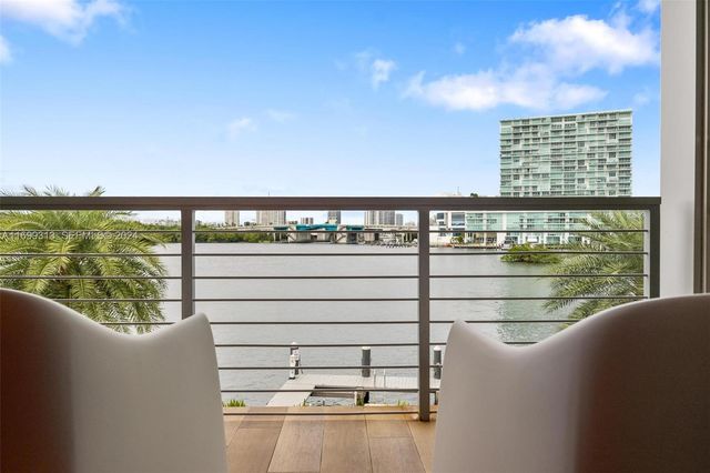 323 Atlantic Avenue Na, Sunny Isles Beach, FL 33160