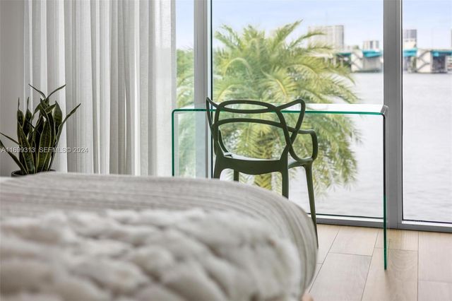 323 Atlantic Avenue Na, Sunny Isles Beach, FL 33160