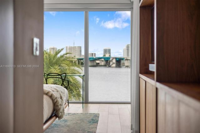 323 Atlantic Avenue Na, Sunny Isles Beach, FL 33160