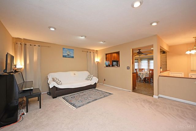 5686 Farm Field Drive, Deerfield Twp., OH 45040