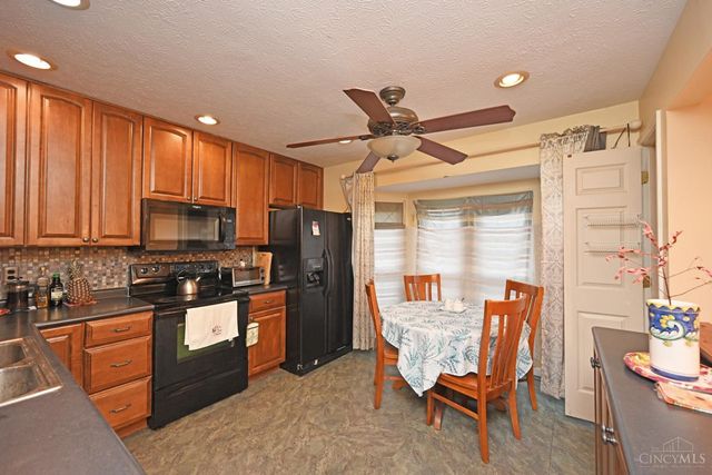 5686 Farm Field Drive, Deerfield Twp., OH 45040