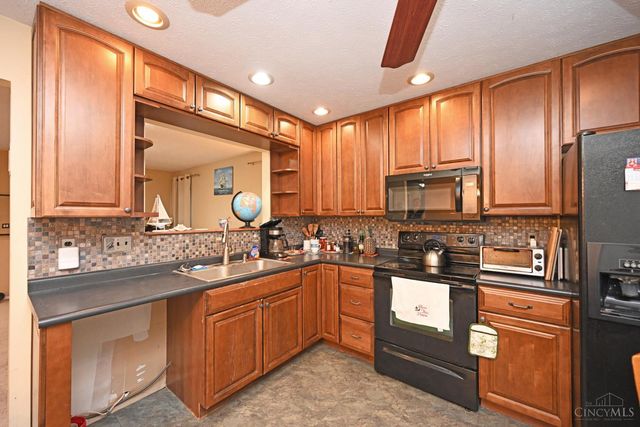 5686 Farm Field Drive, Deerfield Twp., OH 45040