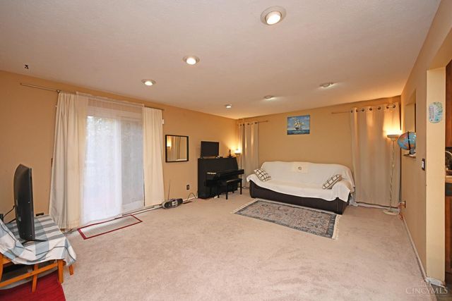 5686 Farm Field Drive, Deerfield Twp., OH 45040