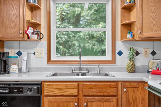 2310 E Depperman Road, Morgantown, IN 46160