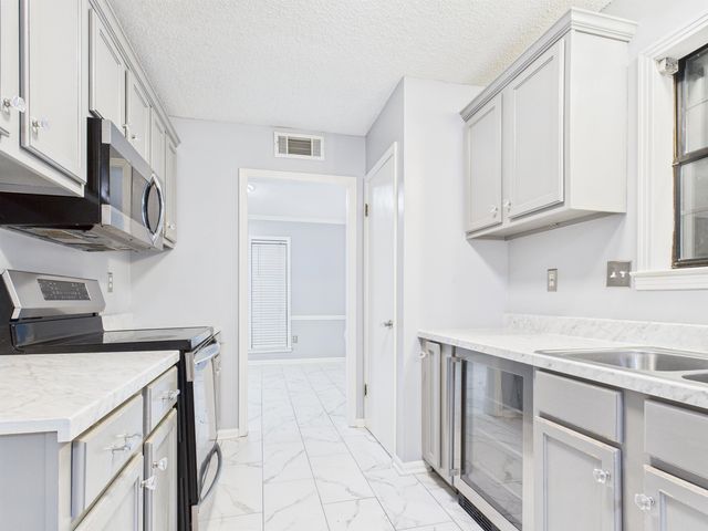 4320 NORTHWOOD HILLS DR, Memphis, TN 38128