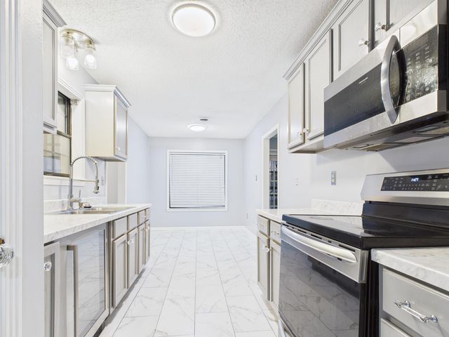 4320 NORTHWOOD HILLS DR, Memphis, TN 38128