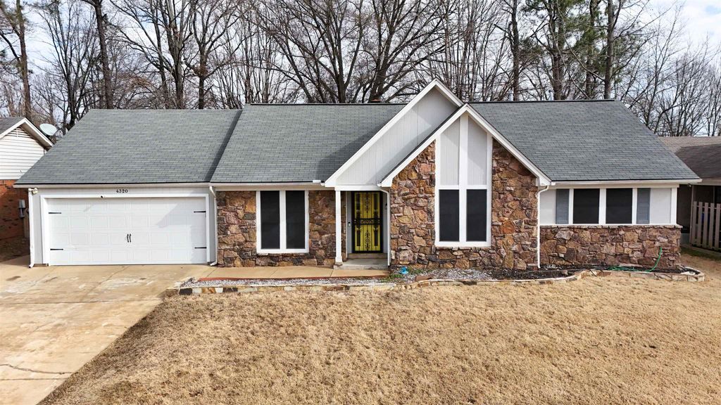 4320 NORTHWOOD HILLS DR, Memphis, TN 38128