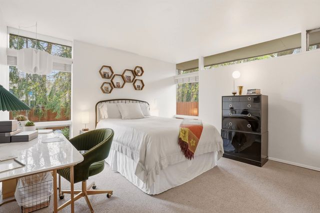 1022 E 28th Ave, Spokane, WA 99203