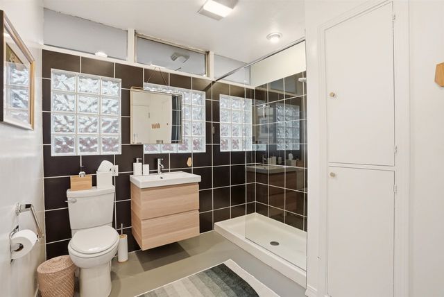 1022 E 28th Ave, Spokane, WA 99203