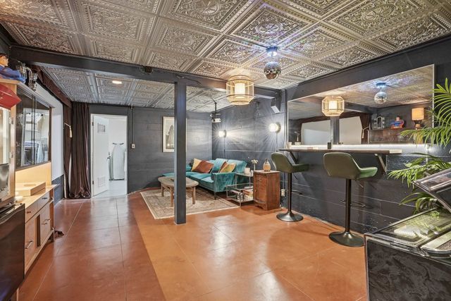 1022 E 28th Ave, Spokane, WA 99203