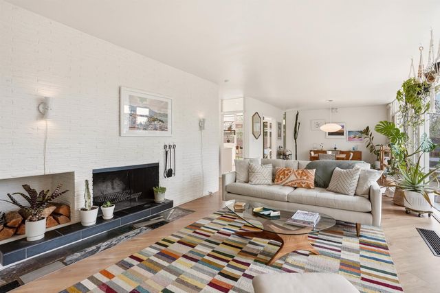 1022 E 28th Ave, Spokane, WA 99203