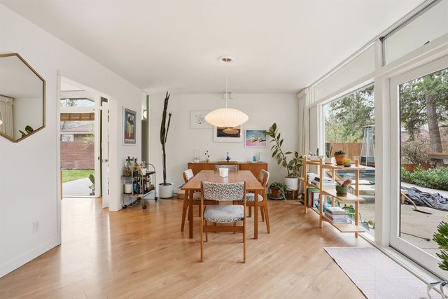 1022 E 28th Ave, Spokane, WA 99203