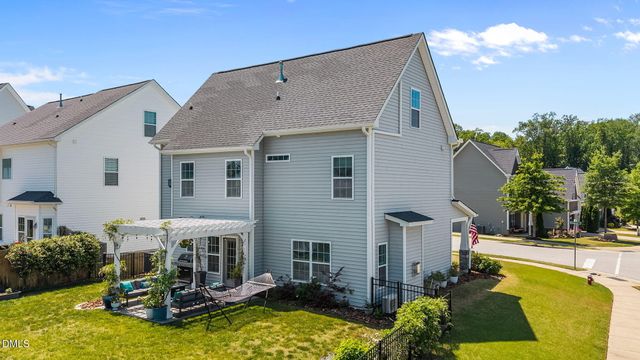 5329 Goosecross Way, Fuquay Varina, NC 27526