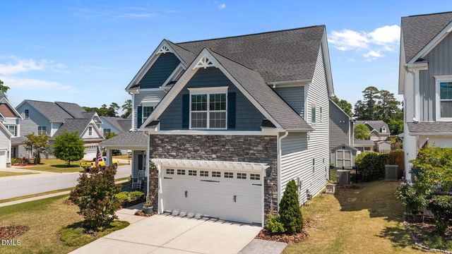 5329 Goosecross Way, Fuquay Varina, NC 27526