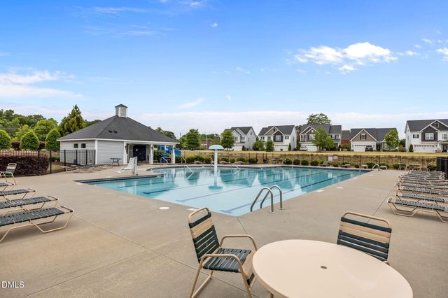 5329 Goosecross Way, Fuquay Varina, NC 27526