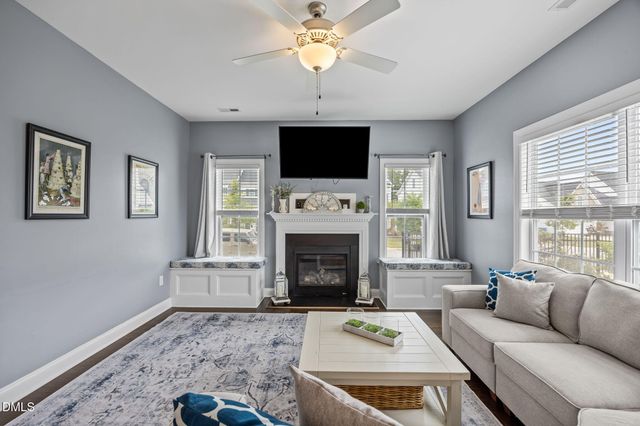 5329 Goosecross Way, Fuquay Varina, NC 27526