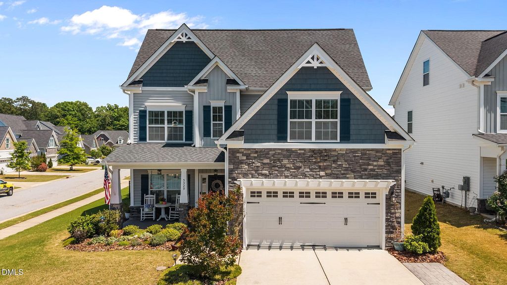 5329 Goosecross Way, Fuquay Varina, NC 27526