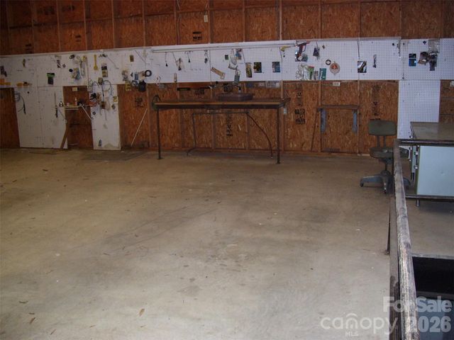 2402 Brantley Road, Kannapolis, NC 28083