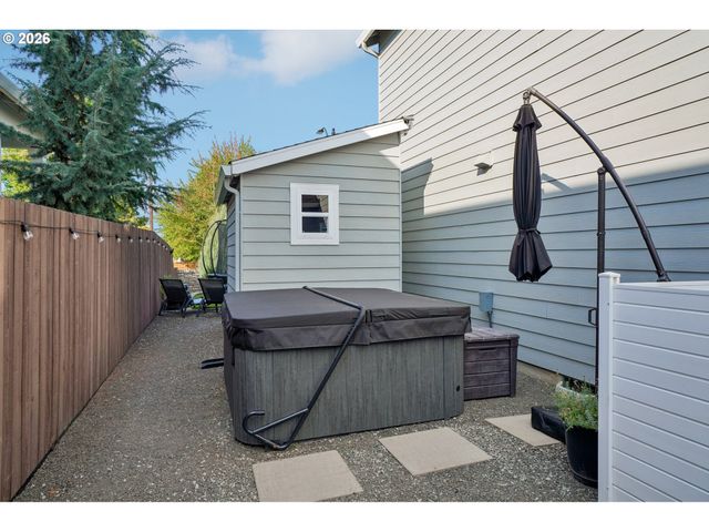 3016 S WHITE SALMON Dr, Ridgefield, WA 98642