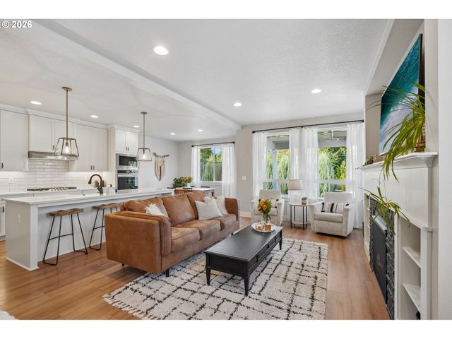 3016 S WHITE SALMON Dr, Ridgefield, WA 98642