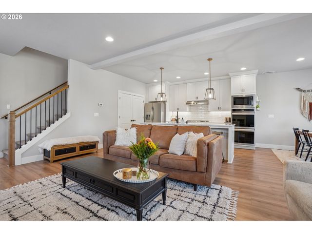 3016 S WHITE SALMON Dr, Ridgefield, WA 98642