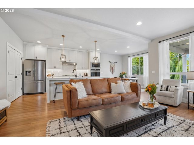 3016 S WHITE SALMON Dr, Ridgefield, WA 98642
