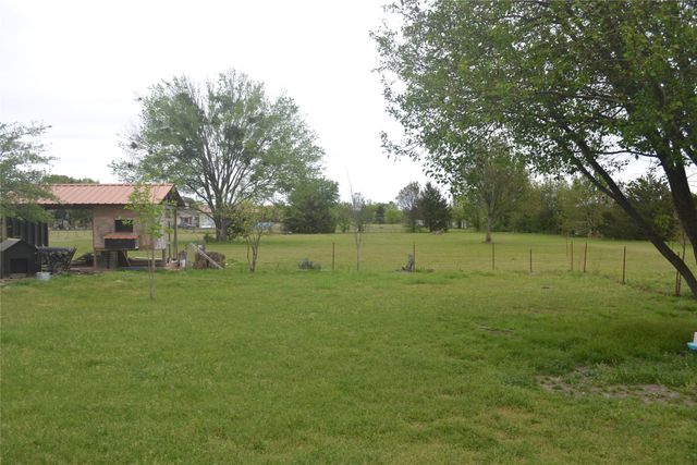 564 County Road 3505, Quinlan, TX 75474