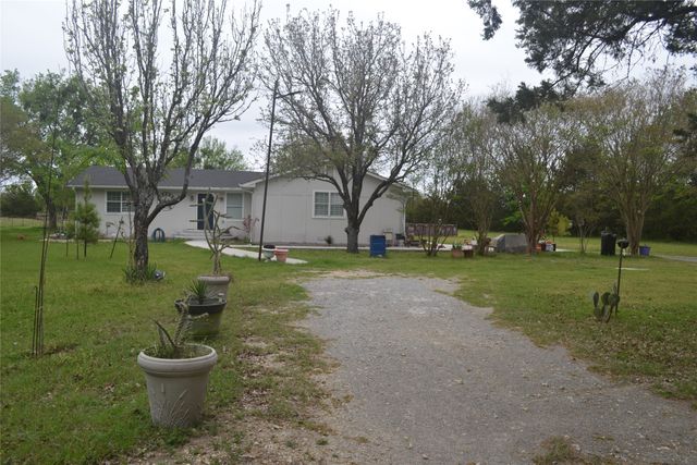 564 County Road 3505, Quinlan, TX 75474