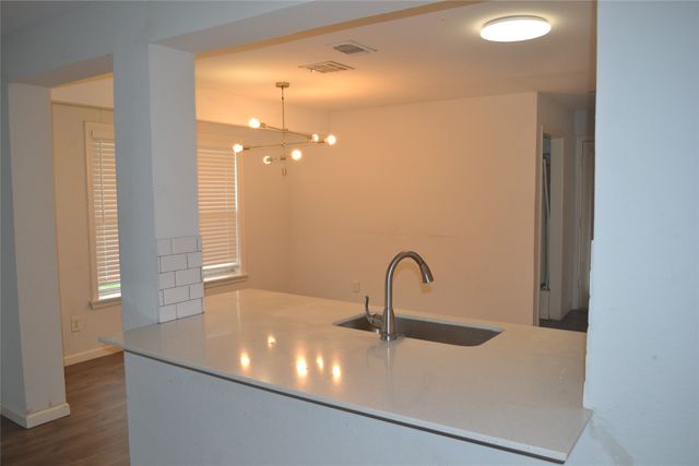 564 County Road 3505, Quinlan, TX 75474