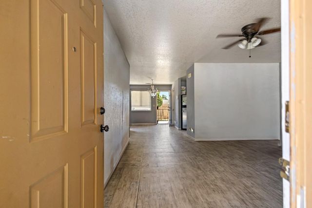 1949 Sunset Ave, Stockton, CA 95205