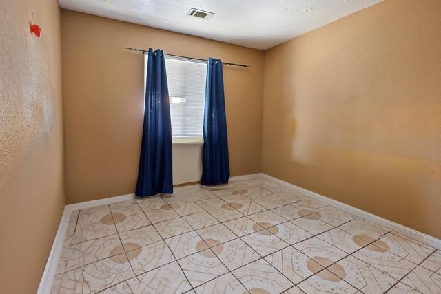 1949 Sunset Ave, Stockton, CA 95205