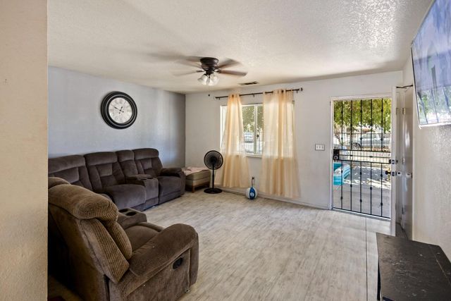 1949 Sunset Ave, Stockton, CA 95205