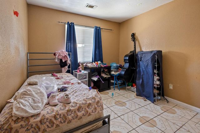 1949 Sunset Ave, Stockton, CA 95205