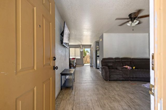 1949 Sunset Ave, Stockton, CA 95205