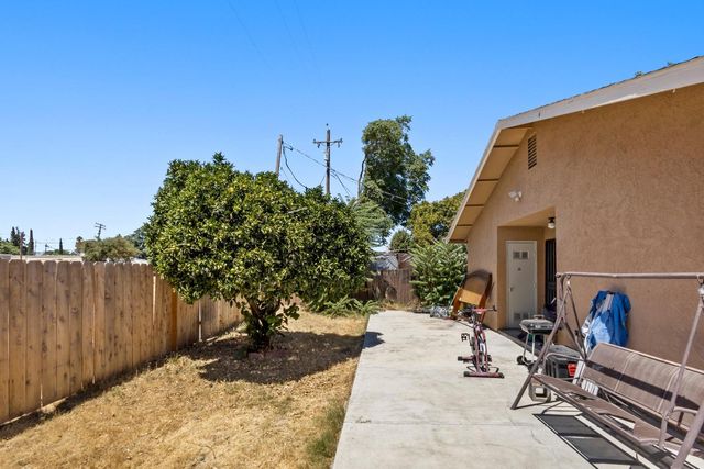 1949 Sunset Ave, Stockton, CA 95205